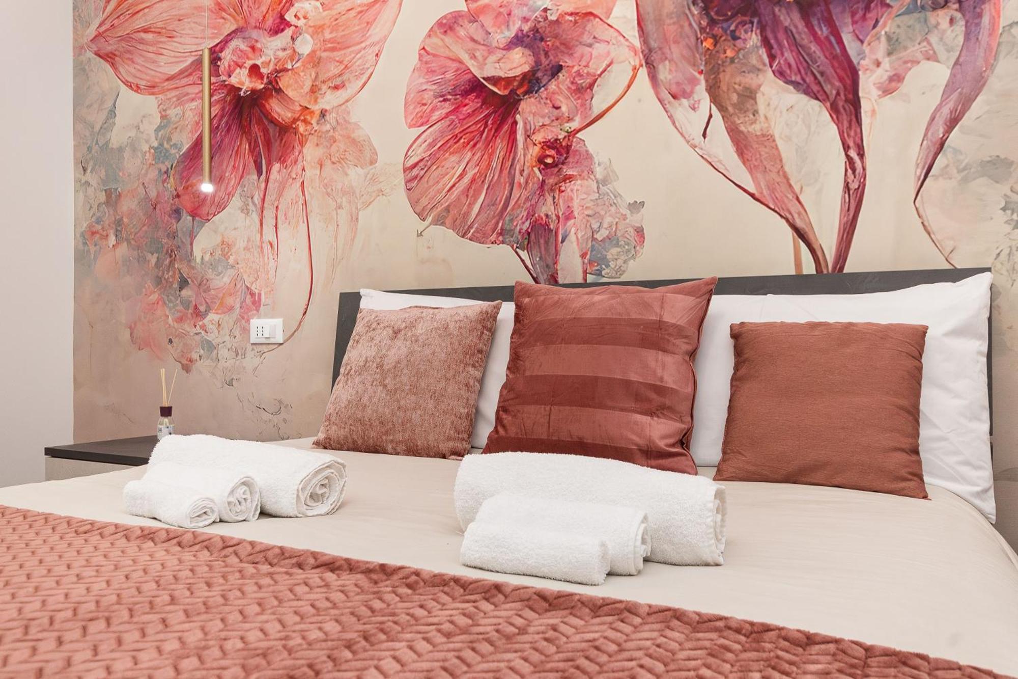Free Parking - Luxury In Centro Apartment Genoa Bagian luar foto